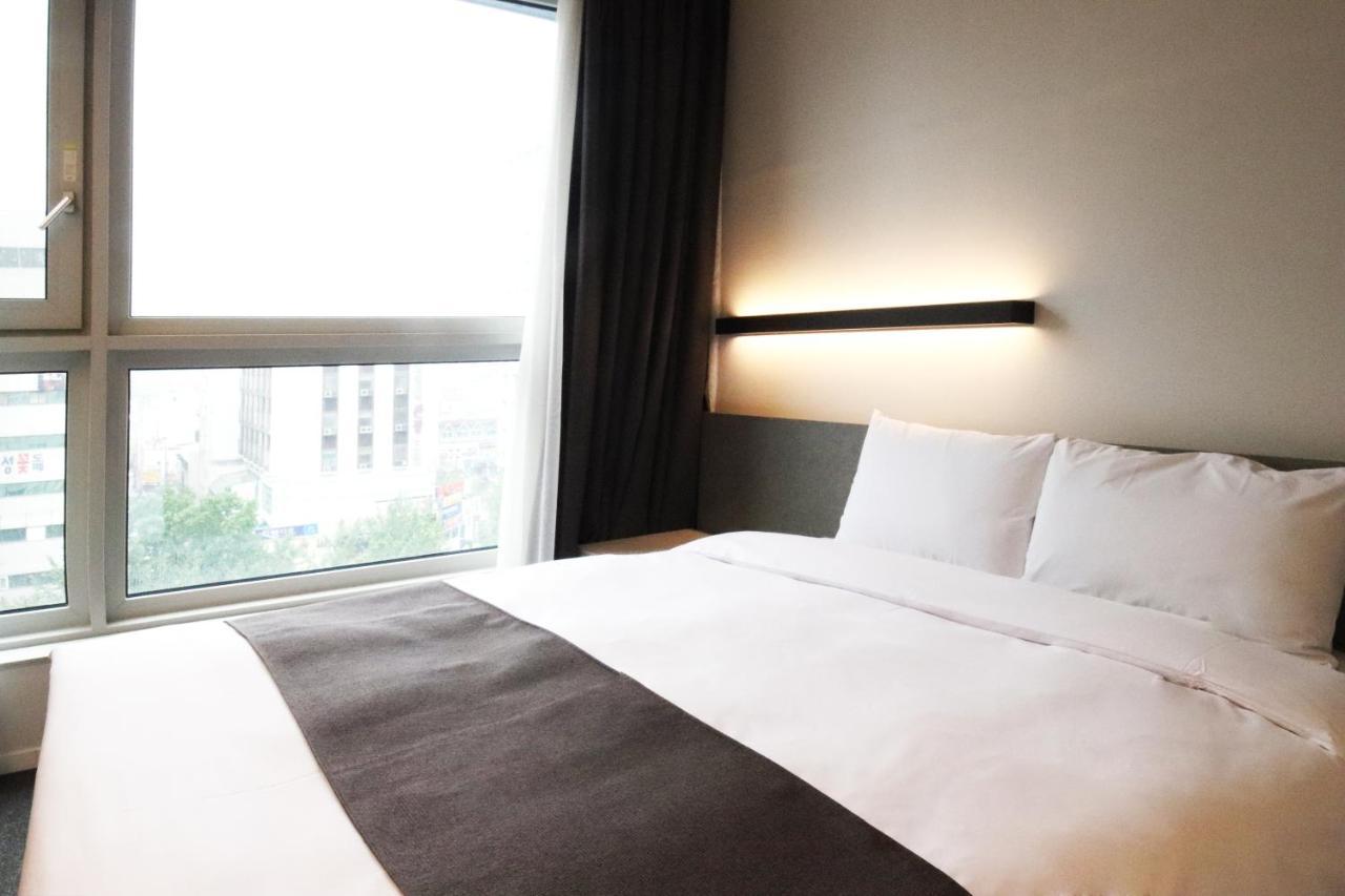 Grand City Hotel צ'אנגוון מראה חיצוני תמונה